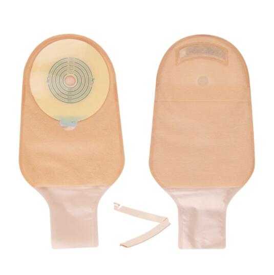 One-Piece Drainable Pouch With Clamp Closure